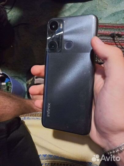 Infinix hot 20i