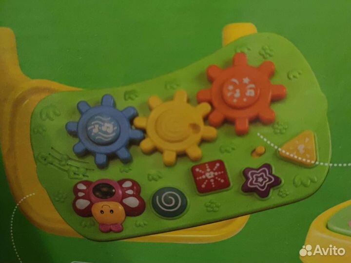 Переносное детское кресло с игровой панелью