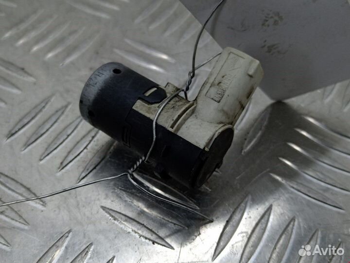 Датчик парктроника BMW 5 E60/E61 2004 66206989105