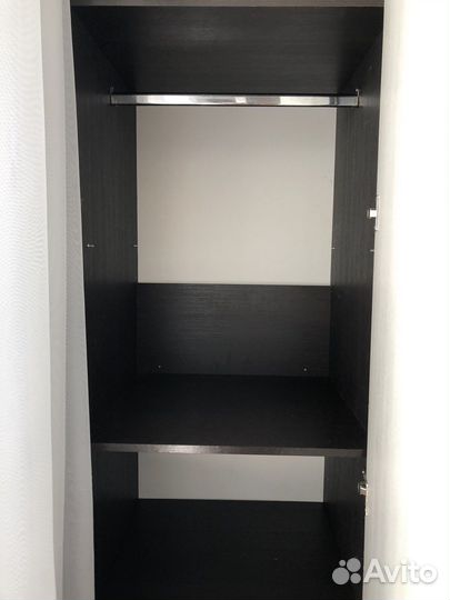 Шкаф с зеркалом