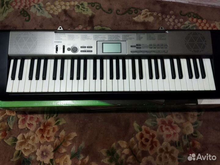 Синтезатор Casio LK 125