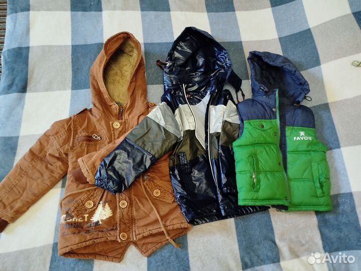 Осенние куртки на мальчика 104-110