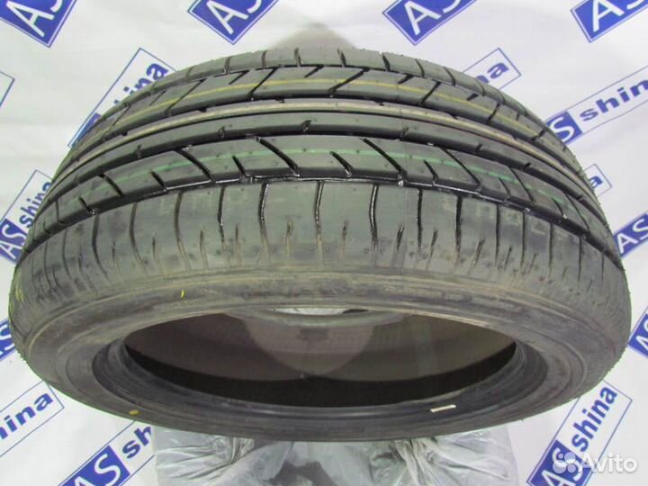 Bridgestone Potenza RE040 235/50 R18 117D