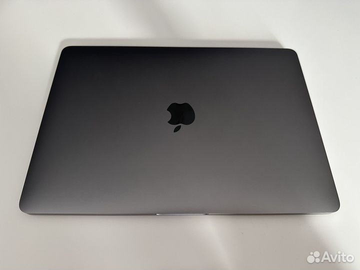 Apple MacBook Pro 13 2016 16 GB 256