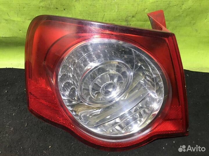 Фонарь задний левый Volkswagen Passat B6 2005
