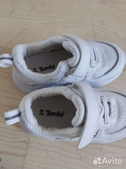 Обувь для девочки пакетом 23 24