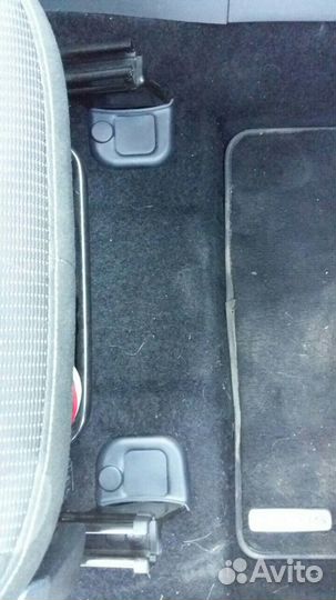 Накладки креплений передних сидений Форд Фокус 2