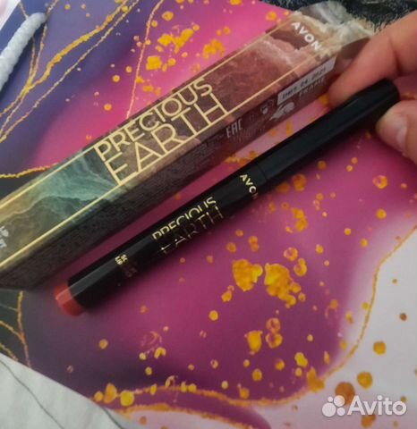 Губная помада avon (новая)