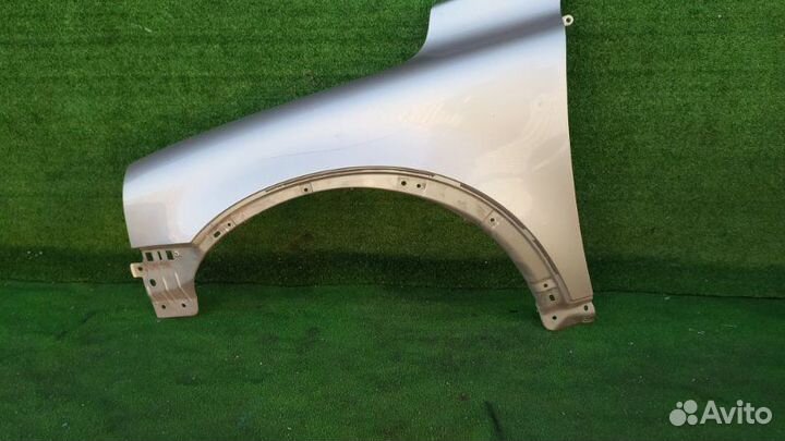 Крыло переднее левое Volvo Xc90 B5254T2 2004