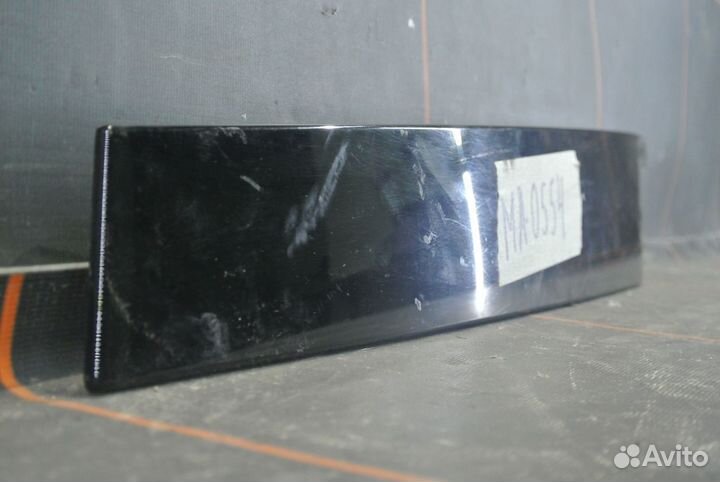 Накладка двери передней правой-Volkswagen Touareg