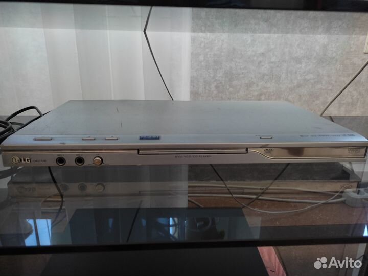 Dvd плеер lg DK577XB+diski