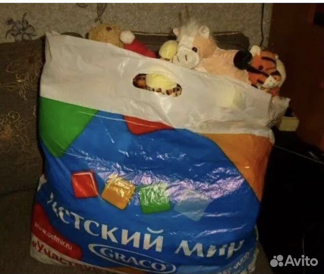 Отдам большой пакет мягких игрушек