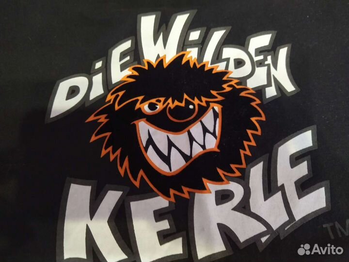 Футболка новая на мальчика р 152