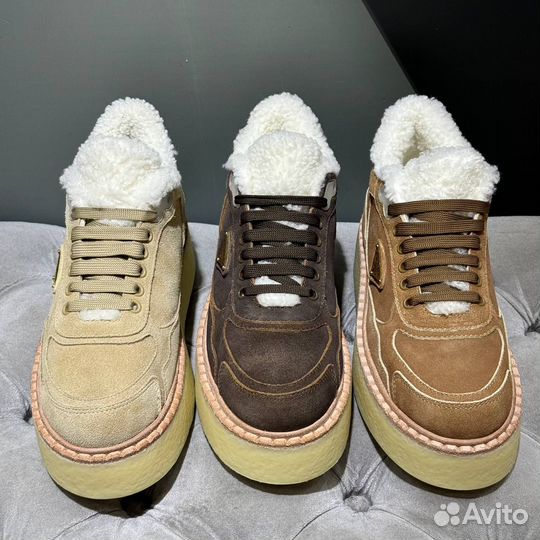 Кроссовки женские Prada