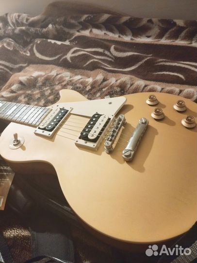 Электрогитара