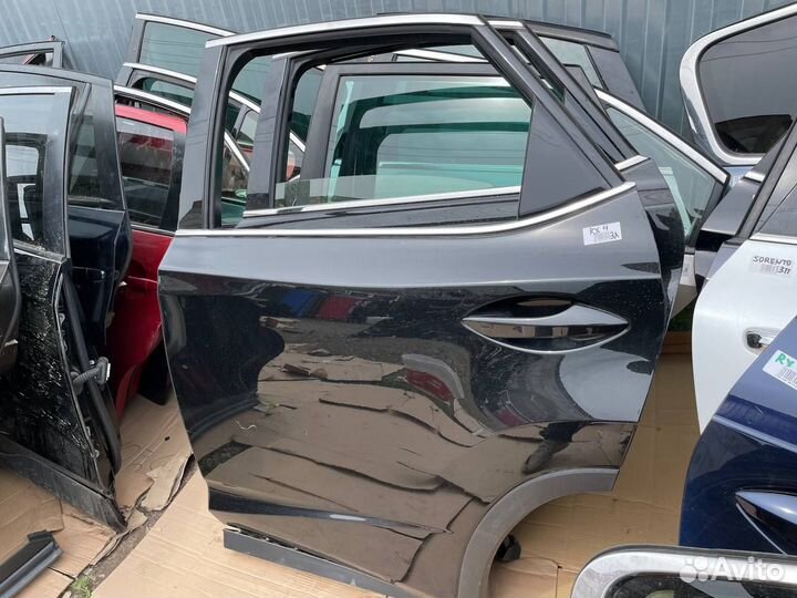 Задняя левая дверь Лексус рх 4