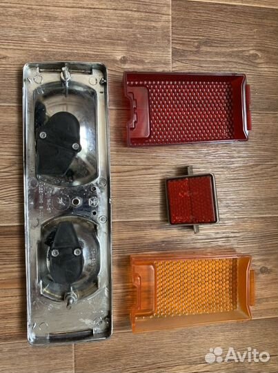 Продам задний фонарь ваз