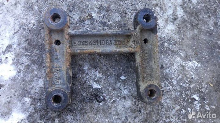 Кронштейн аккумулятора Mercedes-Benz Axor 2 2007