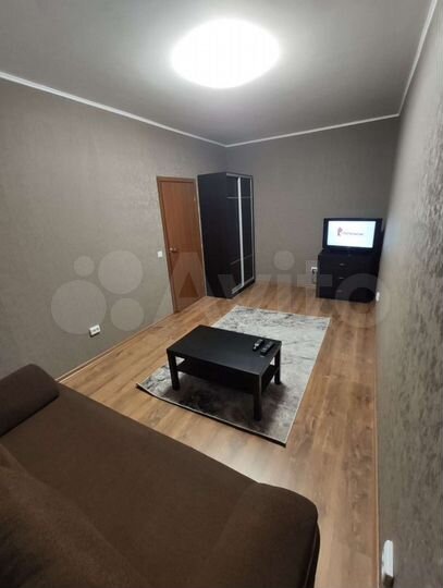 1-к. квартира, 38 м², 10/17 эт.