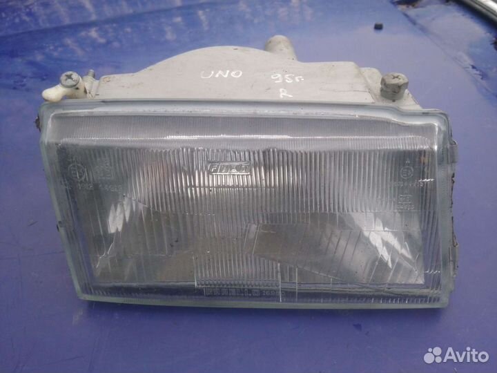 Правая фара на Фиат Уно 1995 г.в