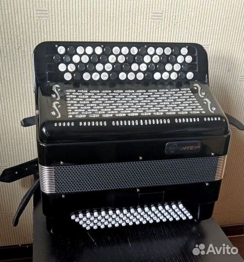 Баян Юпитер-2д готово-выборный