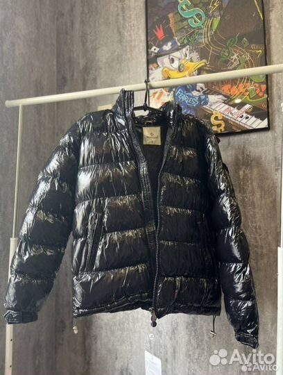 Пуховик moncler