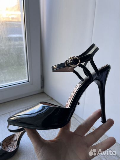 Туфли лаковые женские 36 размер