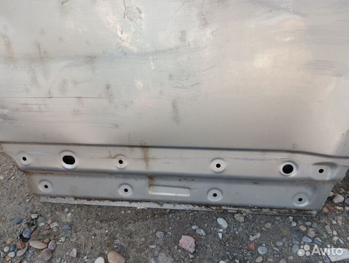 Дверь задняя левая Land Rover Freelander 2