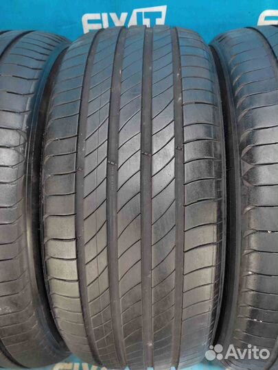 Michelin Primacy 4 255/55 R17