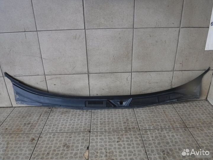 Решетка стеклооч. (планка под лобовое стекло) Suba