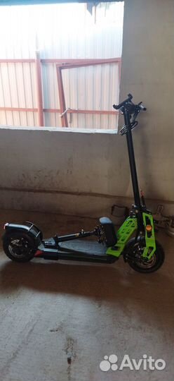Продаю самокат