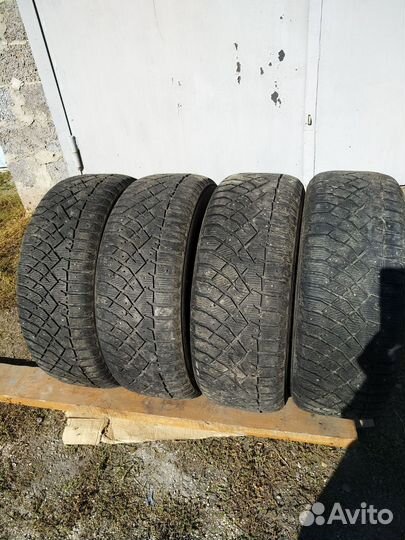 Nitto Therma Spike 245/55 R19