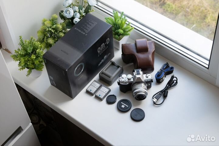 Olympus OM-D E-M10 Mark III Kit