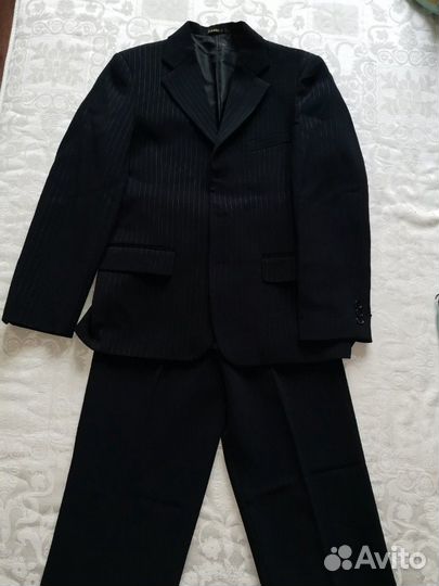 Костюм школьный