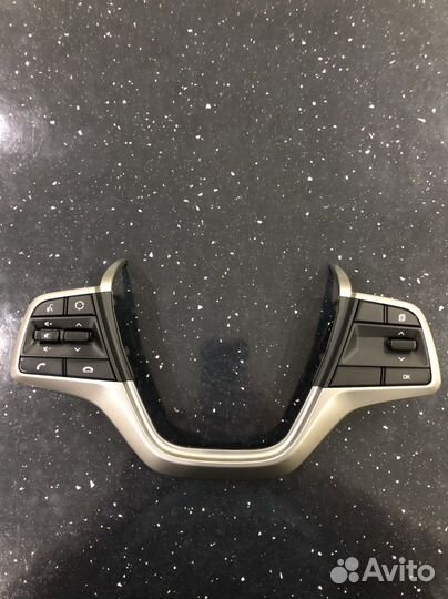 Кнопки управления. На hyundai solaris-2