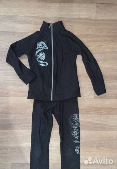 Тренировочный костюм для фигурного катания