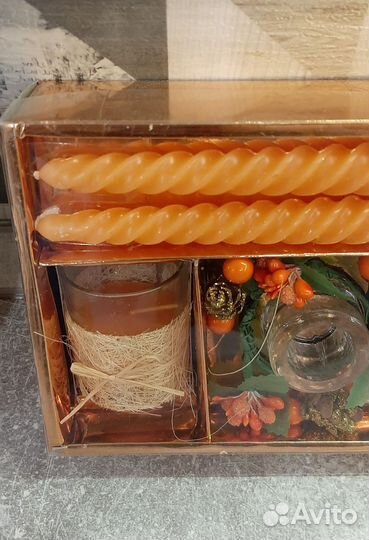 Новогодний подарок, набор свечей с подсвечником