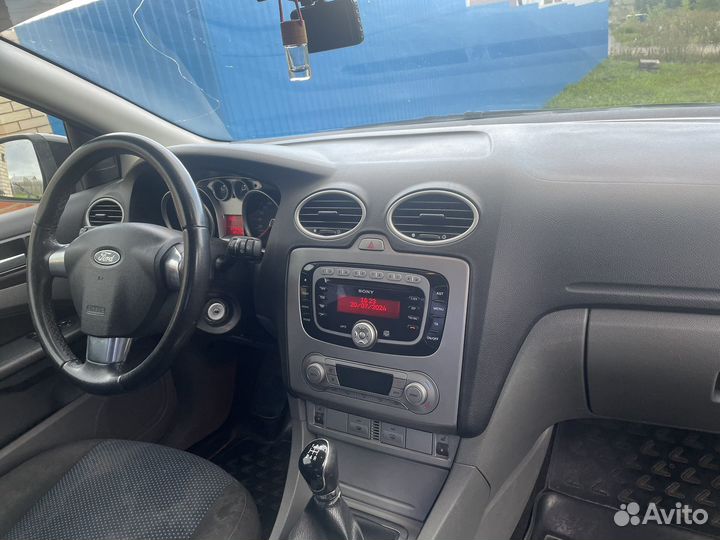 Ford Focus 2.0 МТ, 2008, 177 000 км