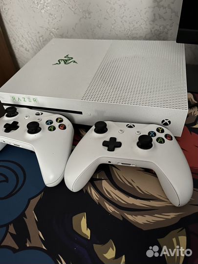 Xbox One s 1tb с играми