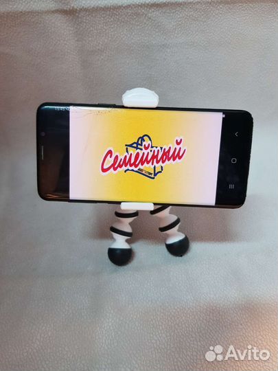 Подставка для мобильного телефона