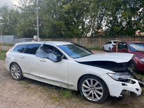 Volvo V90 2.0 AT, 2019, битый, 50 000 км, с пробегом, цена 1 900 000 руб.