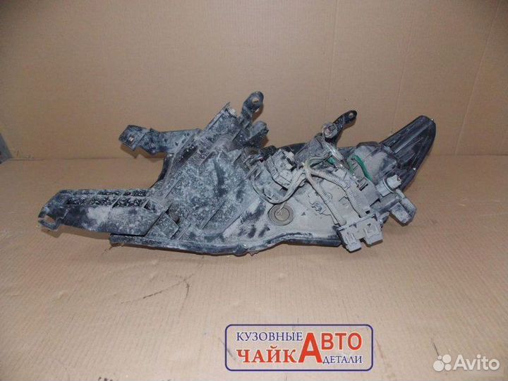 Фара правая Toyota Land Cruiser Prado 150 2017