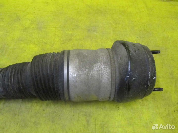 Стойка пневматическая передняя левая Mercedes ML G