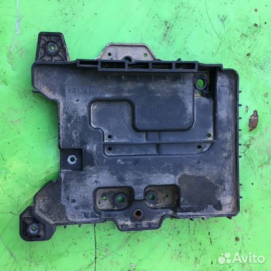 Крепление АКБ (корпус/подставка) Хендай Солярис