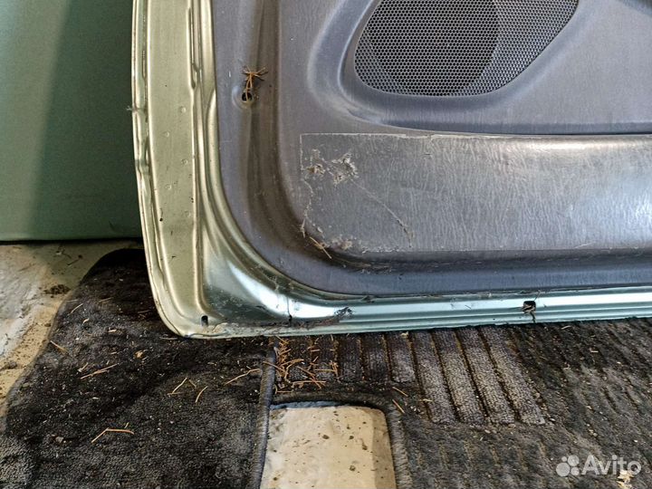 Дверь правая toyota caldina 215