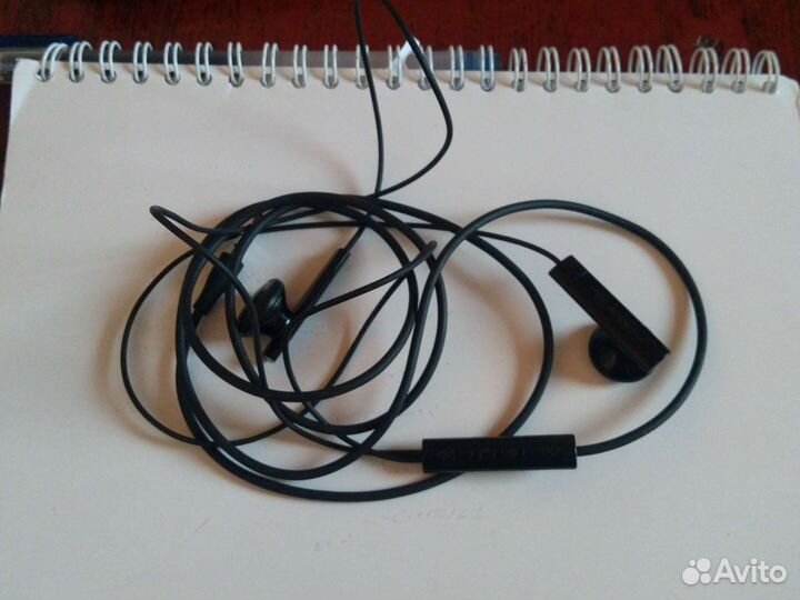 Телефон HTC s710e