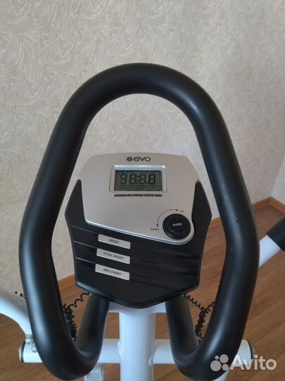 Эллиптический тренажерEvo Fitness Orion