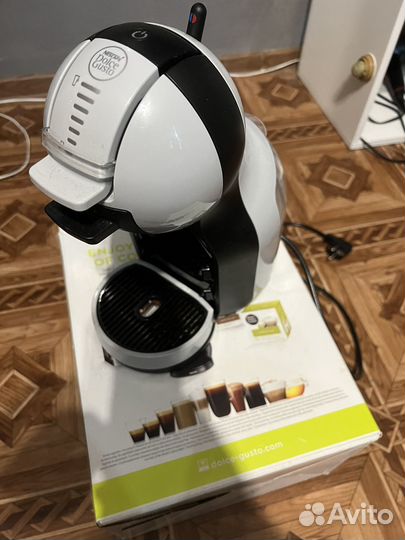 Кофемашина Nescafe Dolce Gusto