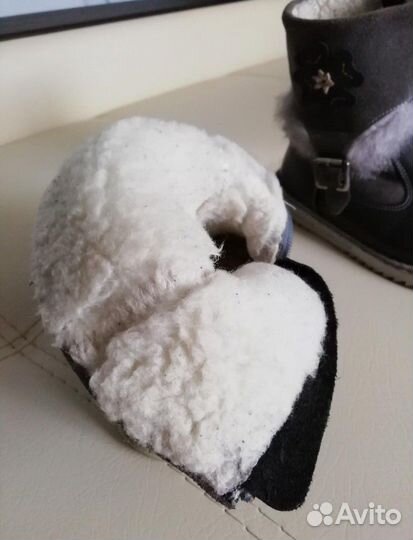 Сапожки для девочки