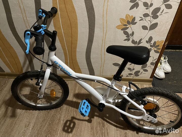 Детский велосипед 16